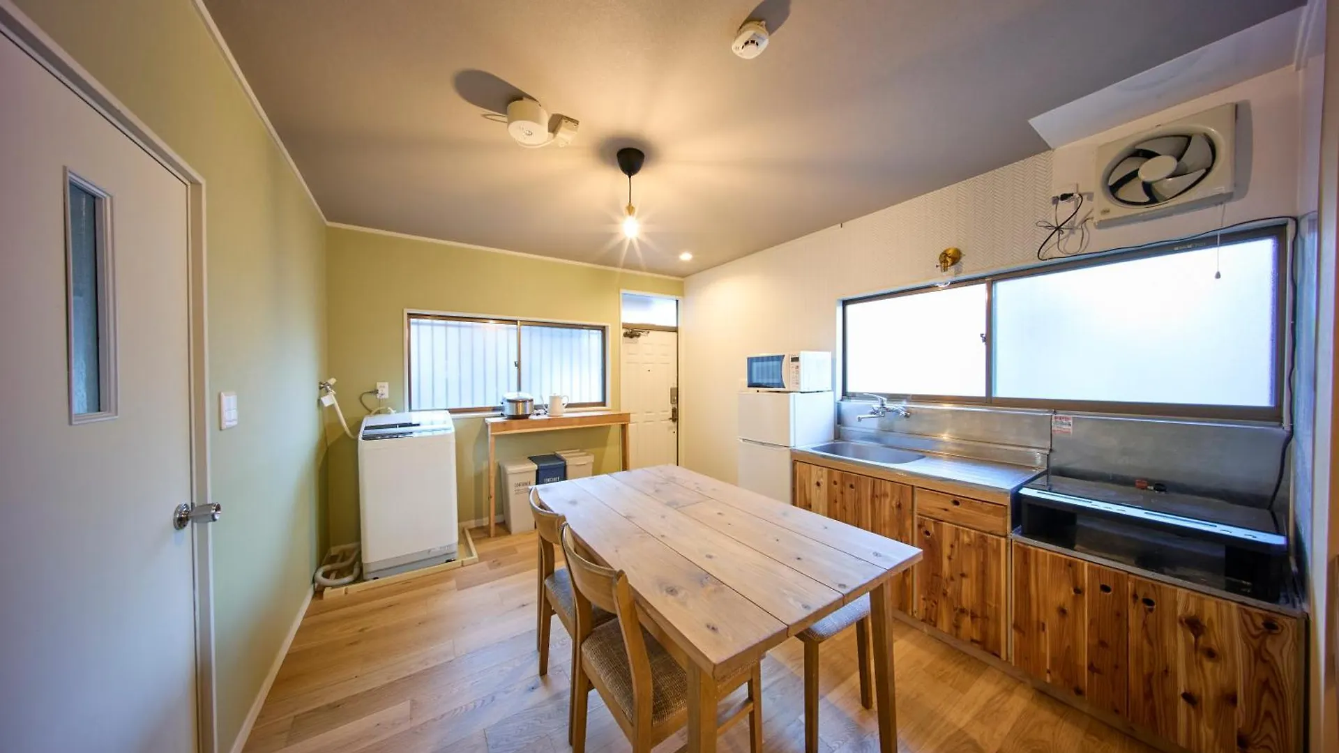 Hotel Futaba Heights -フタバハイツ- Tokyo Apartment